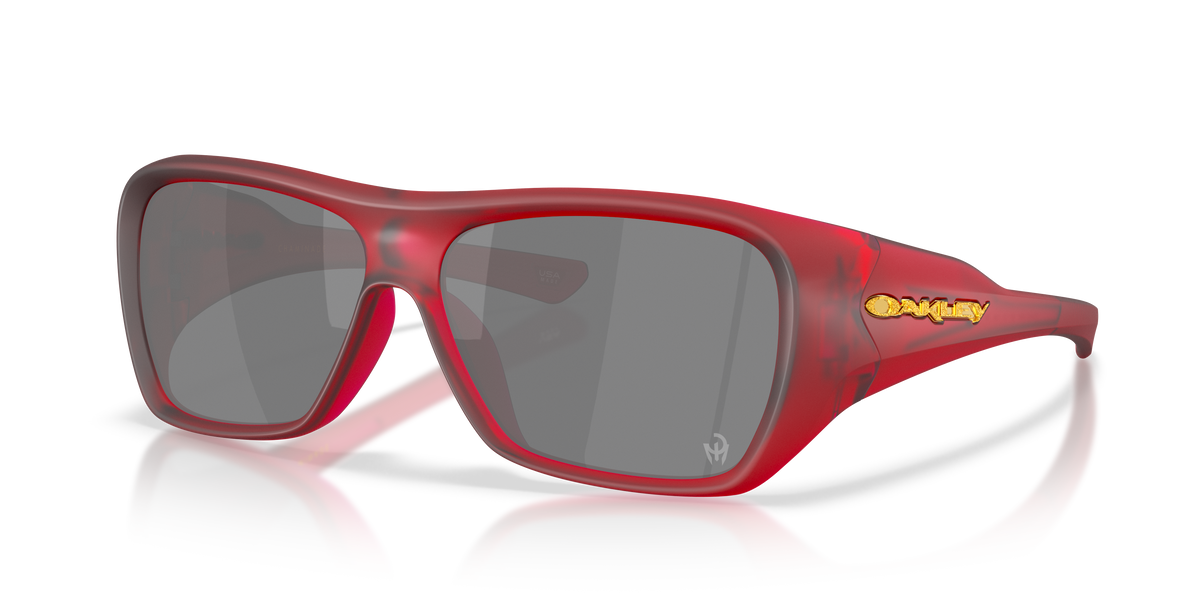 Gafas de Sol Oakley Chaminade Patrick Mahomes II Collection OO9492 Rojo Traslúcido Mate