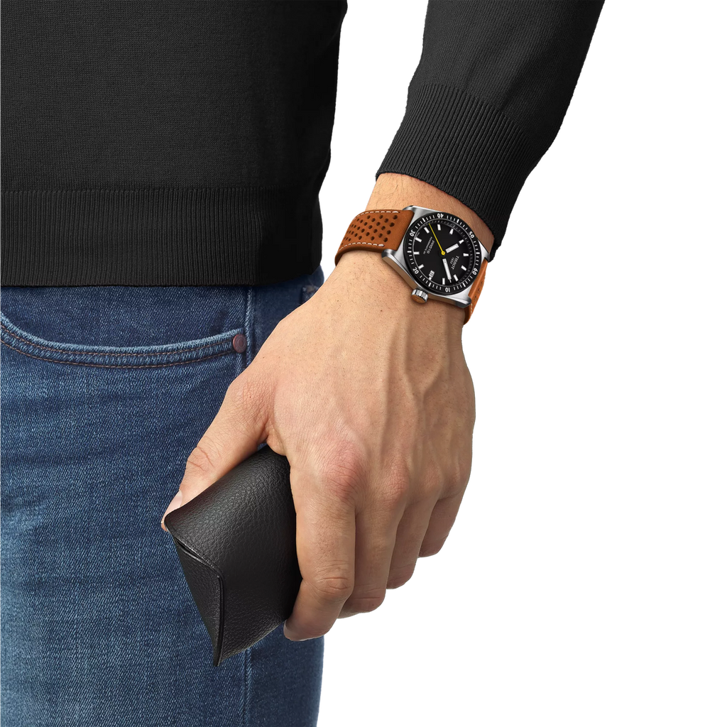 Reloj Tissot PR516 T149.407.16.051.00 en muñeca