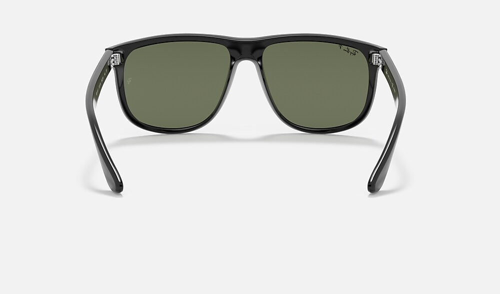 Ray-Ban RB4147 601/58 - vista posterior