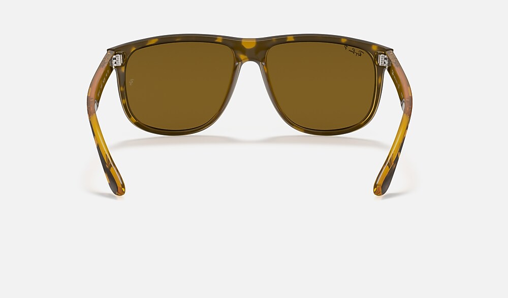 Ray-Ban RB4147 710/57 - vista posterior