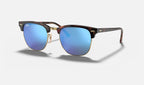 Ray-Ban RB3016 114517 - vista tres cuartos
