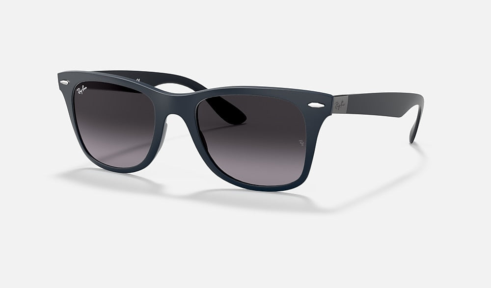 Ray-Ban RB4195 63318G - vista tres cuartos