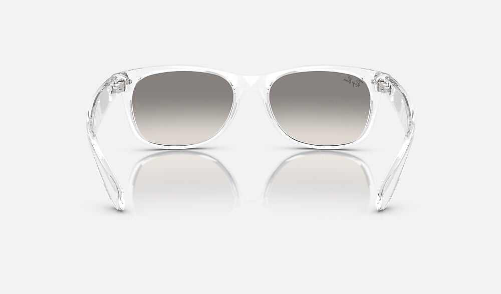 Ray-Ban RB2132 677432 - vista posterior