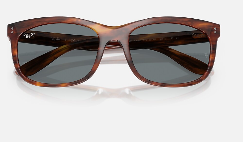 Ray-Ban RB2389 954/62 - detalle