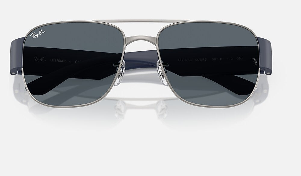 Ray-Ban RB3756 004/R5 - detalle