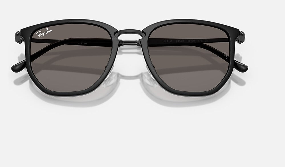 Ray-Ban RB4451 601/B1 - detalle