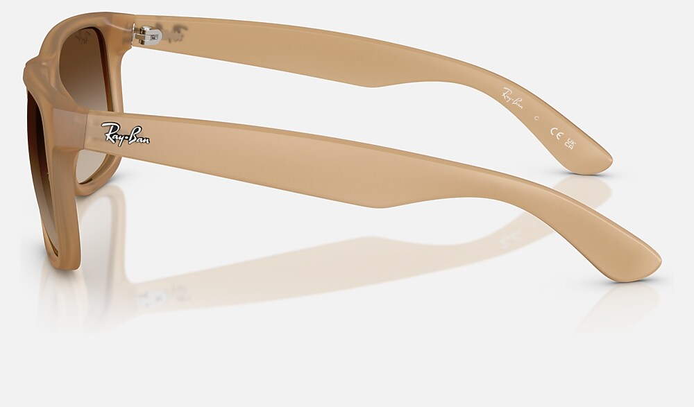 Ray-Ban RB4165 681413 - vista lateral