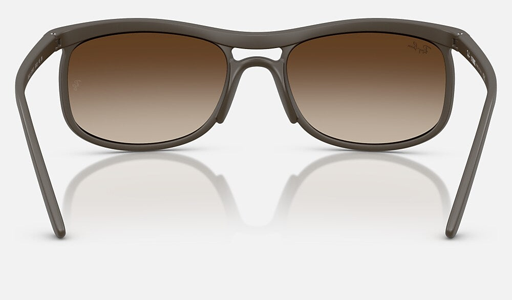 Ray-Ban RB4452 612413 - vista posterior
