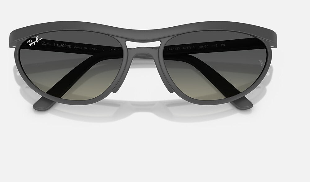 Ray-Ban RB4453 601711 - detalle