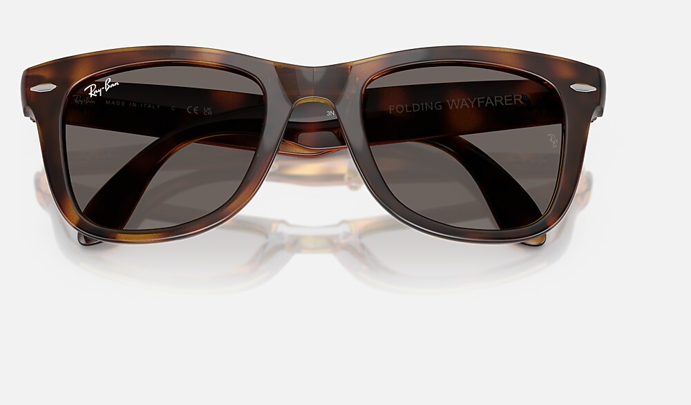 Ray-Ban RB4105 710/B1 - detalle