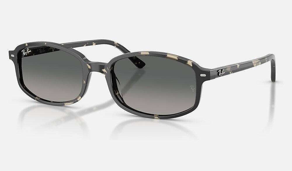 Ray-Ban RB2232 133371 - vista tres cuartos