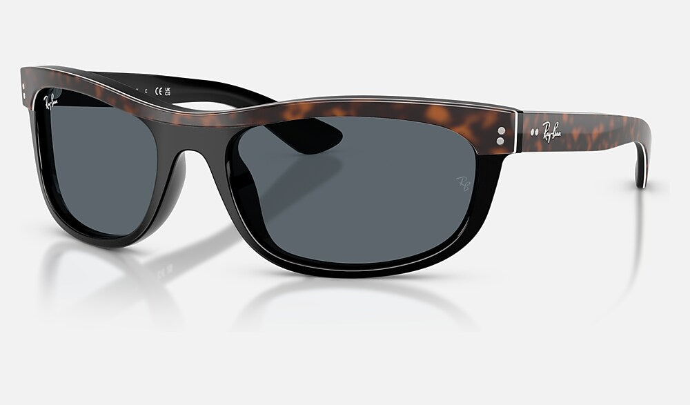 Ray-Ban RB2489 1441R5 - vista tres cuartos