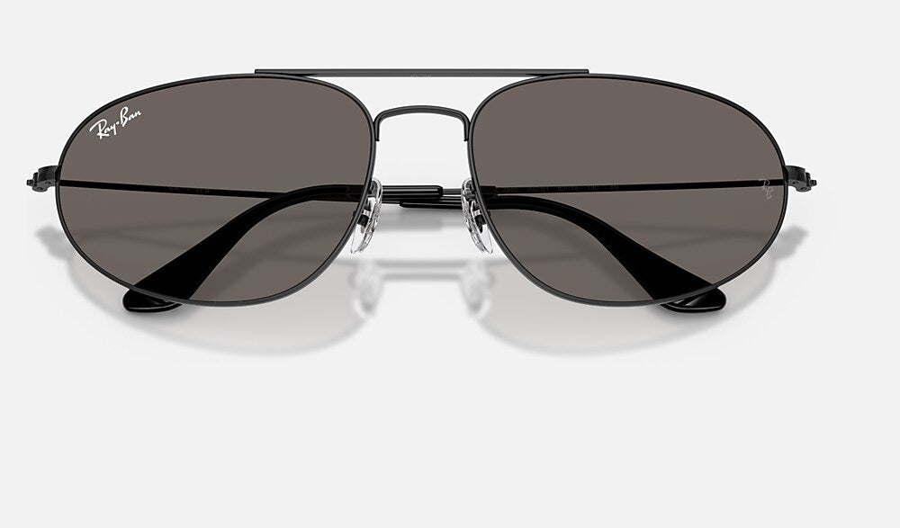Ray-Ban RB3945 002/B1 - detalle