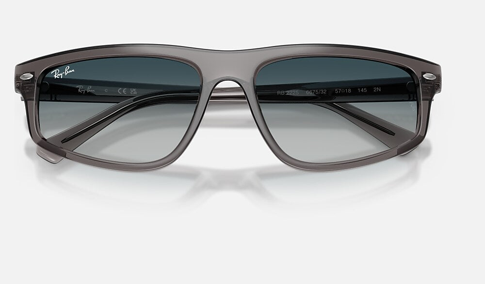 Ray-Ban RB2225 667532 - detalle