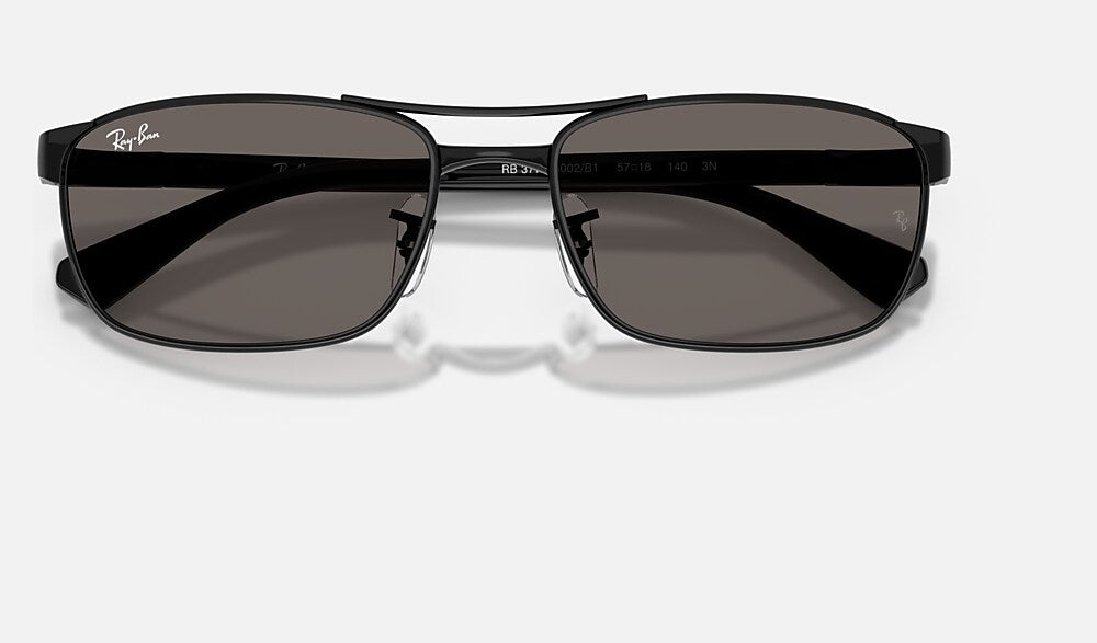Ray-Ban RB3778 002/B1 - detalle