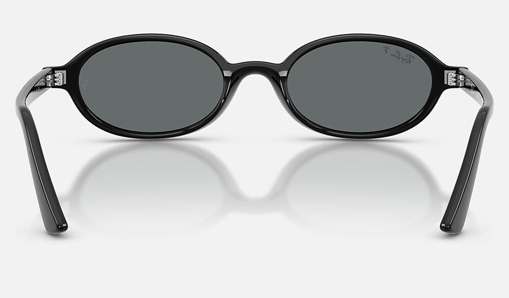 Ray-Ban RB4472 667781 - vista posterior