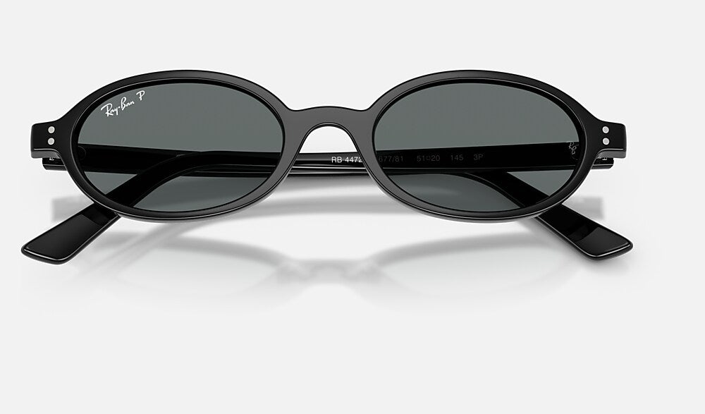 Ray-Ban RB4472 667781 - detalle