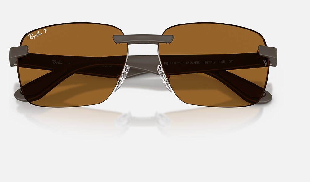 Ray-Ban RB4470CH 6124BB - detalle