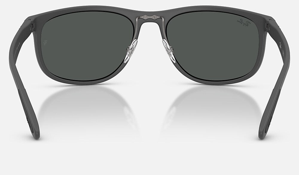 Ray-Ban RB4468 601787 - vista posterior