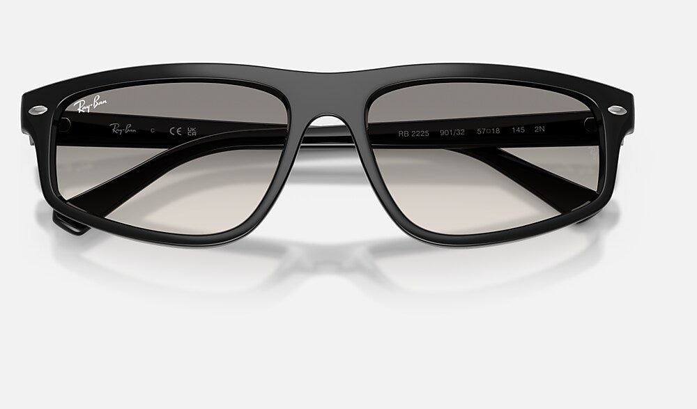 Ray-Ban RB2225 901/32 - detalle