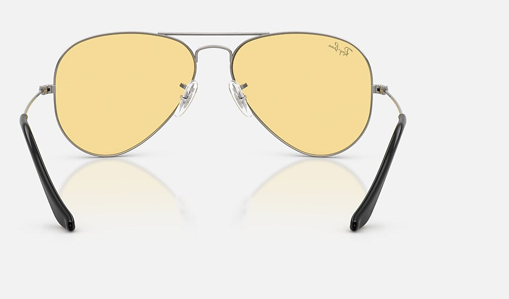 Ray-Ban RB3025 004/R6 - vista posterior