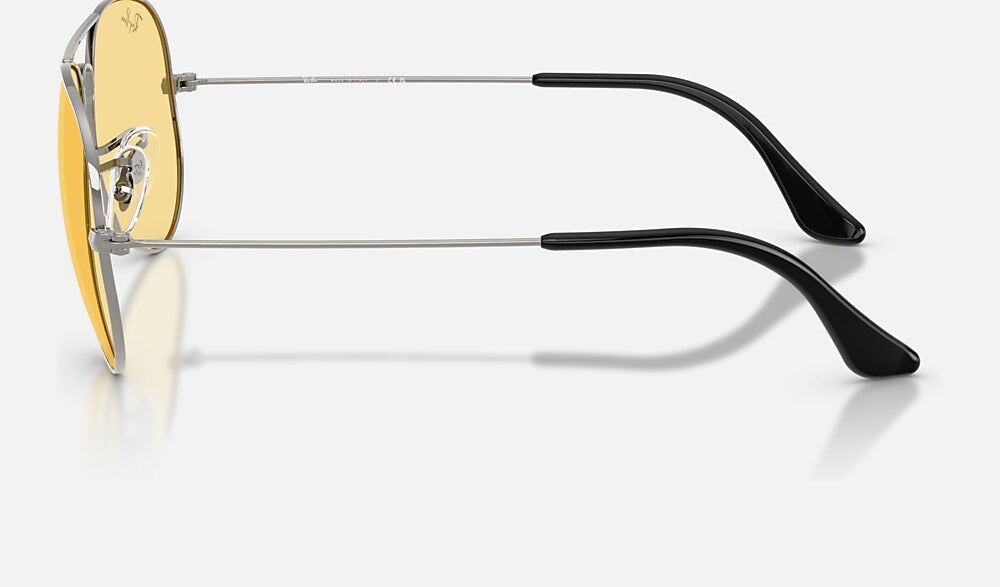 Ray-Ban RB3025 004/R6 - vista lateral