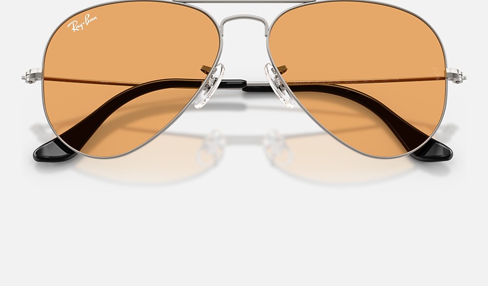 Ray-Ban RB3025 004/33 - detalle
