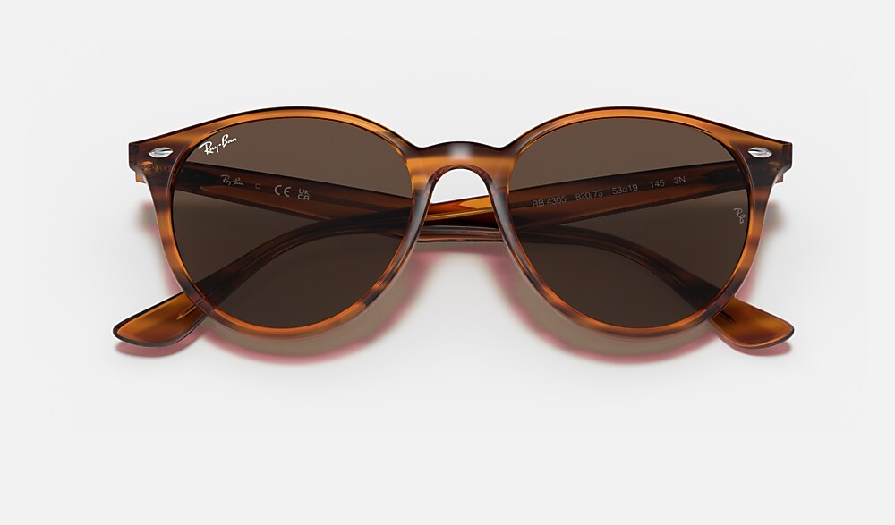 Ray-Ban RB4305 820/73 - detalle