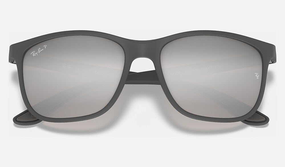 Ray-Ban RB4330CH 60175J - detalle
