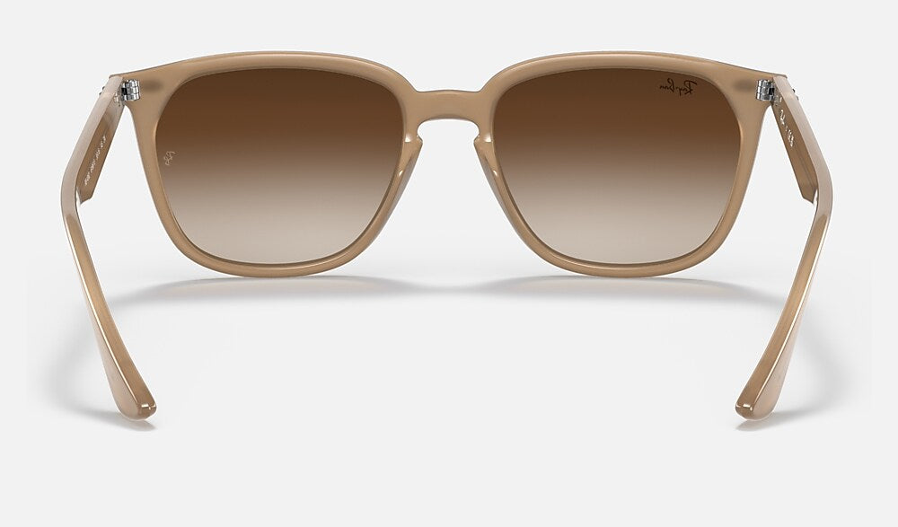 Ray-Ban RB4362 616613 - vista posterior