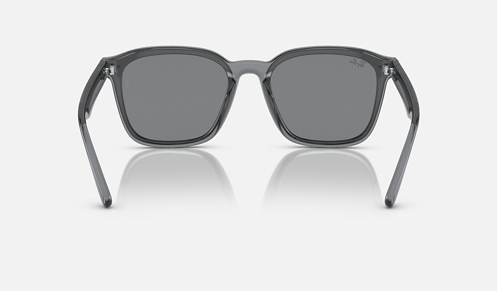 Ray-Ban RB4392D 645087 - vista posterior