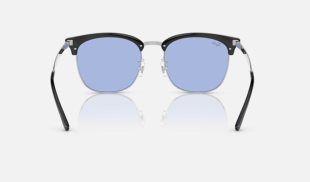 Ray-Ban RB4418D 667080 - vista posterior