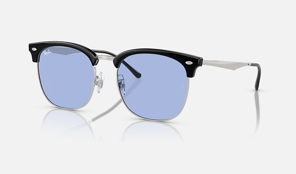 Ray-Ban RB4418D 667080 - vista tres cuartos