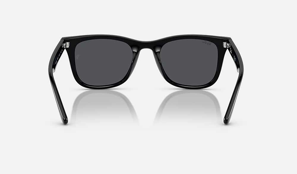 Ray-Ban RB4420 601/87 - vista posterior