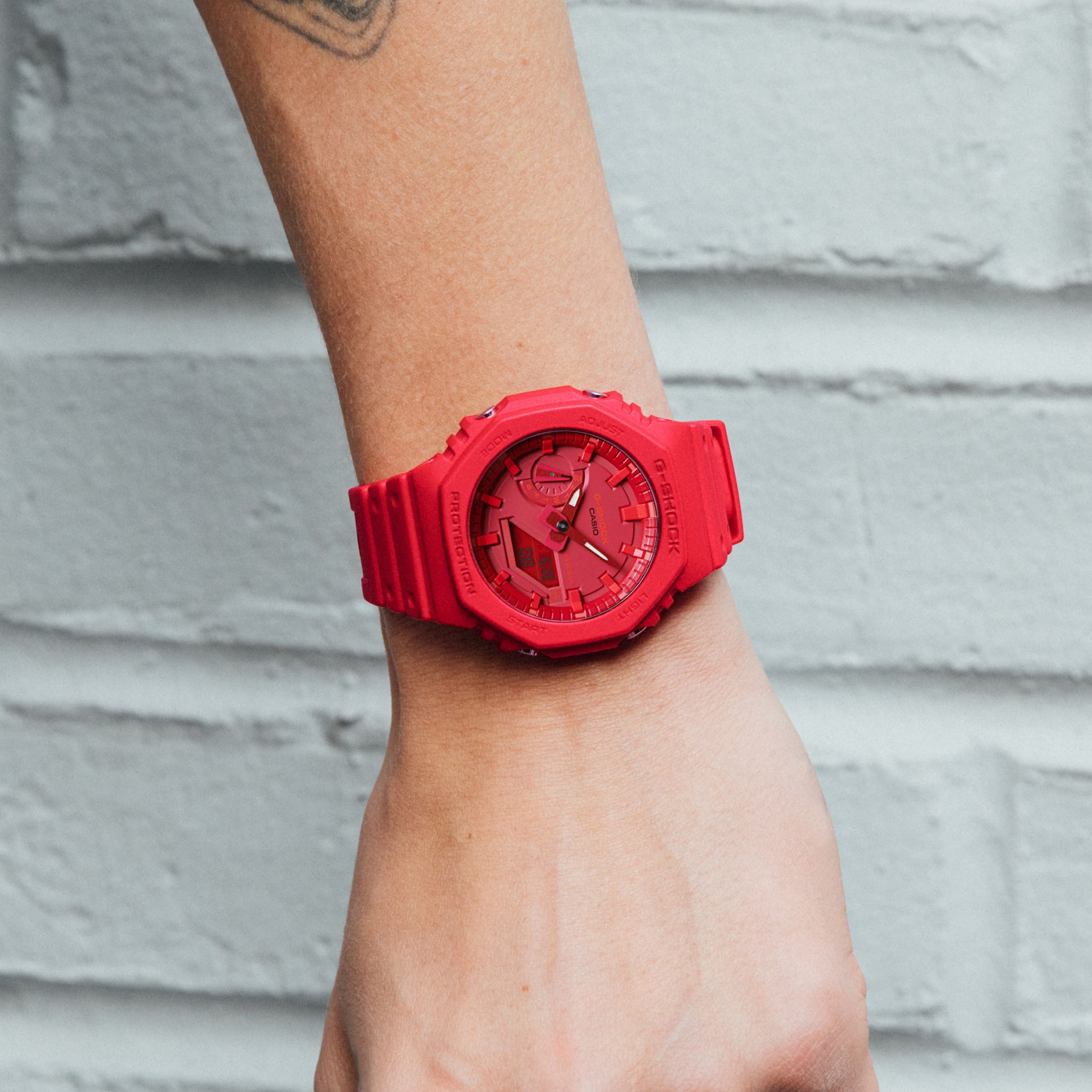 Reloj Casio G-SHOCK GA-2100-4ADR
