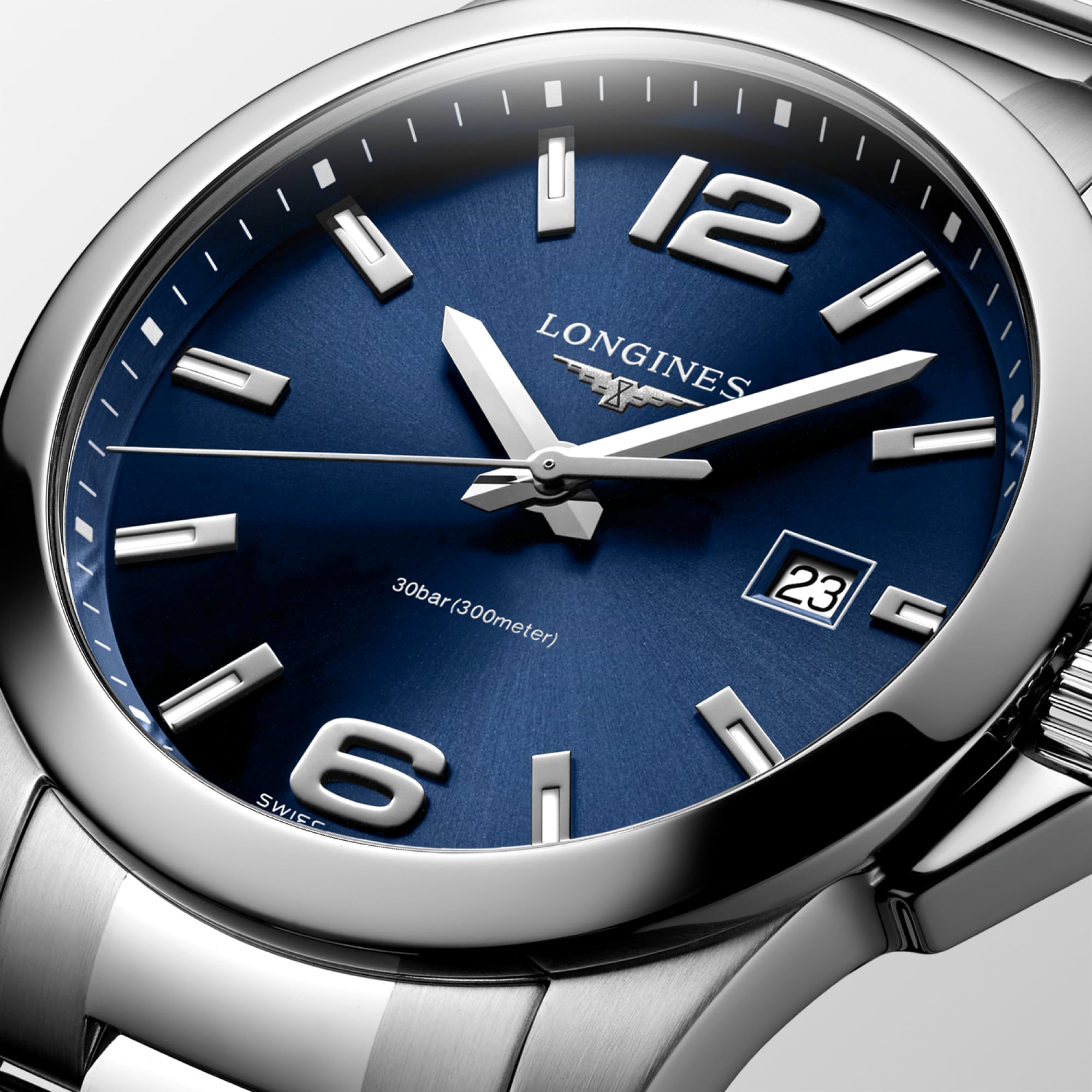 Reloj Longines Conquest Quartz Dial Azul Sunray L3.759.4.96.6
